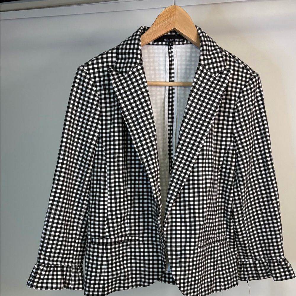 NWT Amanda + Chelsea Black and White Checkered blazer size 6